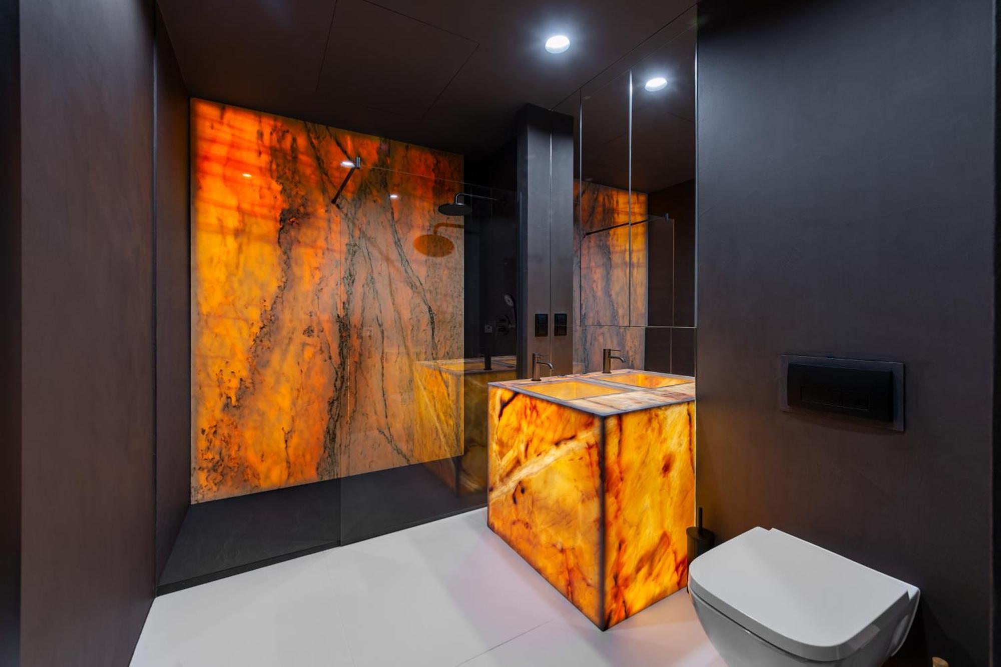Suite Spa Bath,1742900521:JPEG